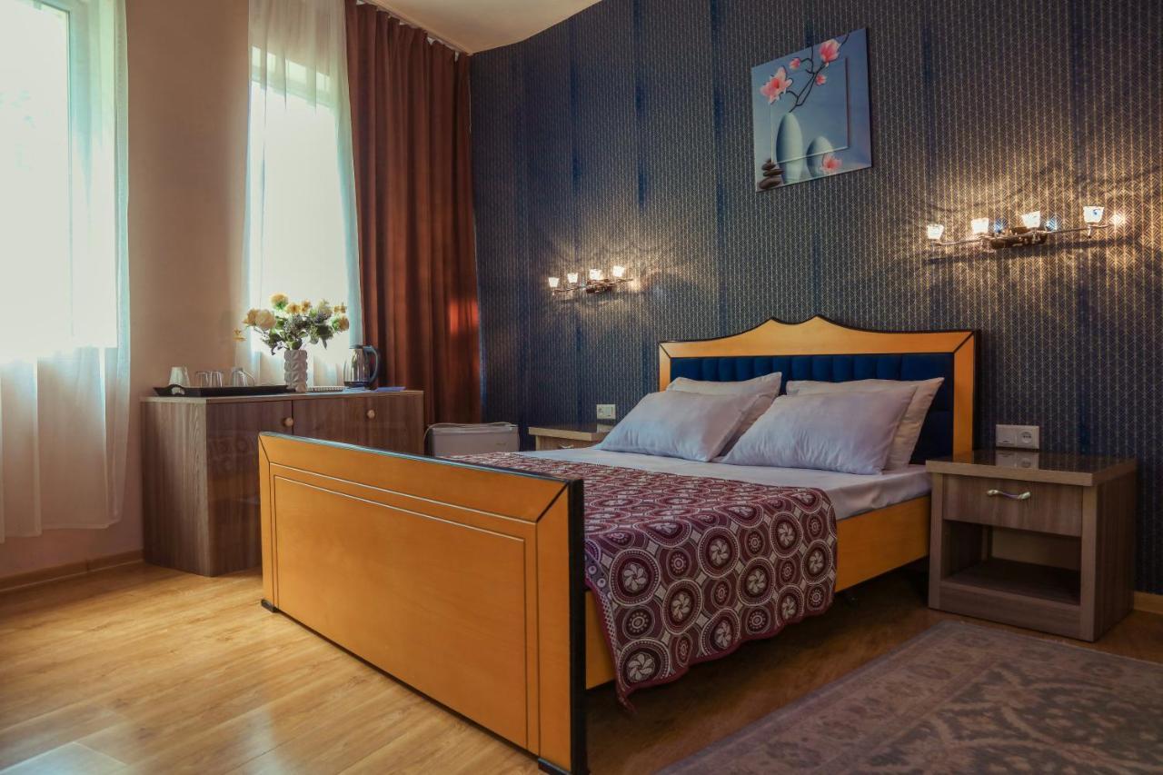 Guest House Borjomi Exterior photo