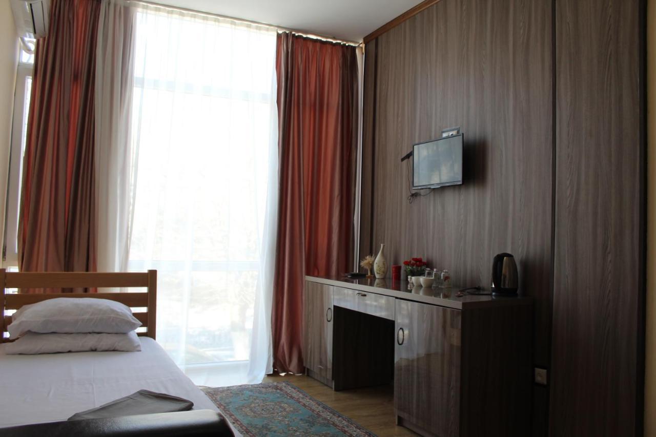 Guest House Borjomi Exterior photo