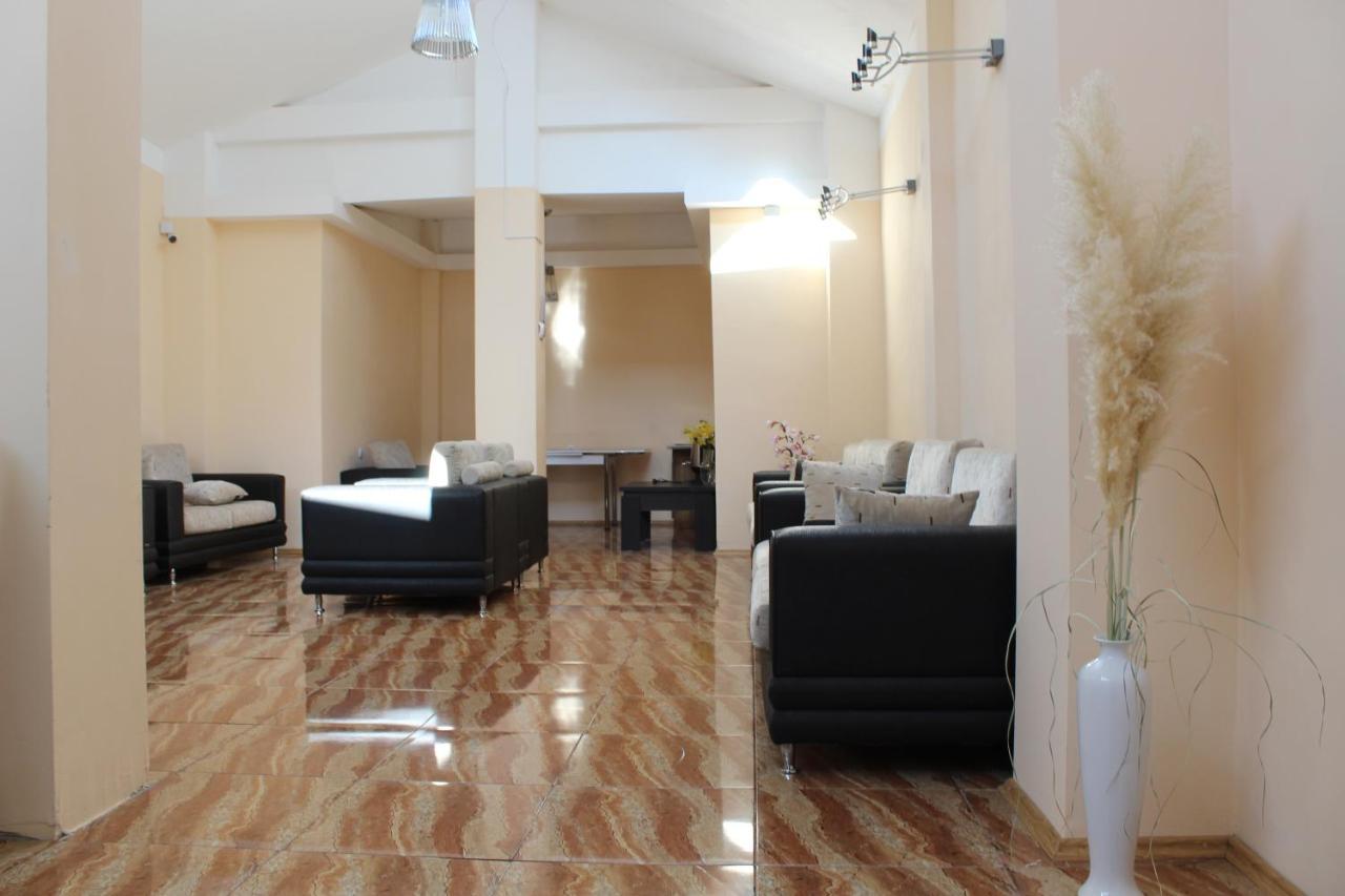 Guest House Borjomi Exterior photo